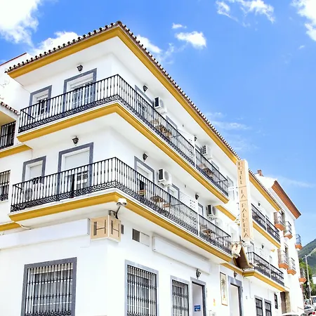 Apartahotel La Palmera 2*