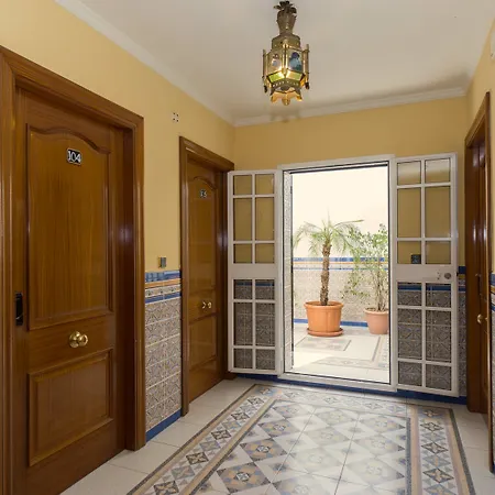 Apartahotel La Palmera