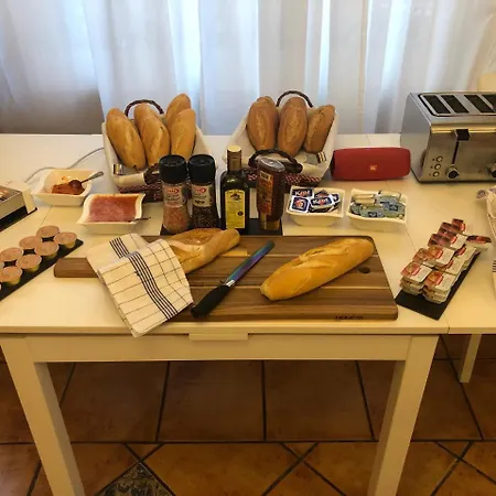 La Palmera Apartahotel